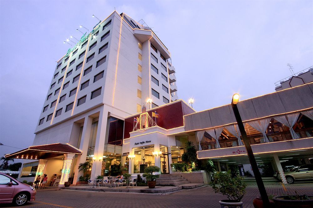 Louis Tavern Hotel Бангкок Экстерьер фото
